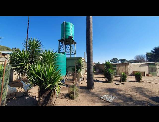 FARM FOR SALE IN LOUMARINA AH